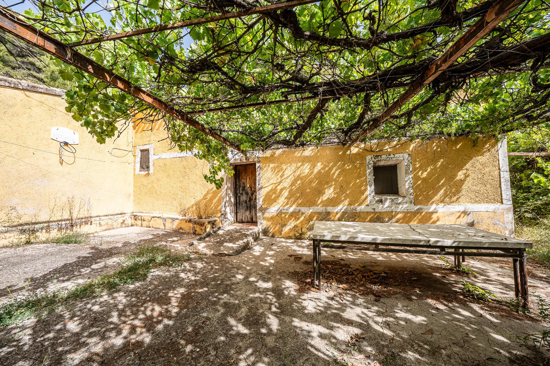 Country House Of 266 M² In Moratalla, Spain
