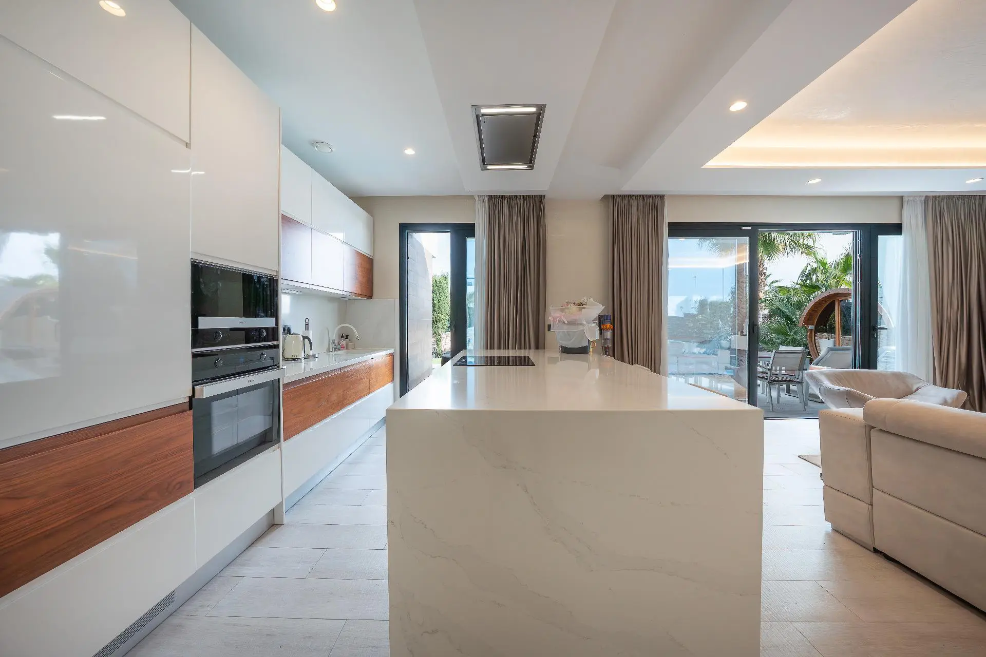 Villa Of 272 M² In Finestrat, Spain