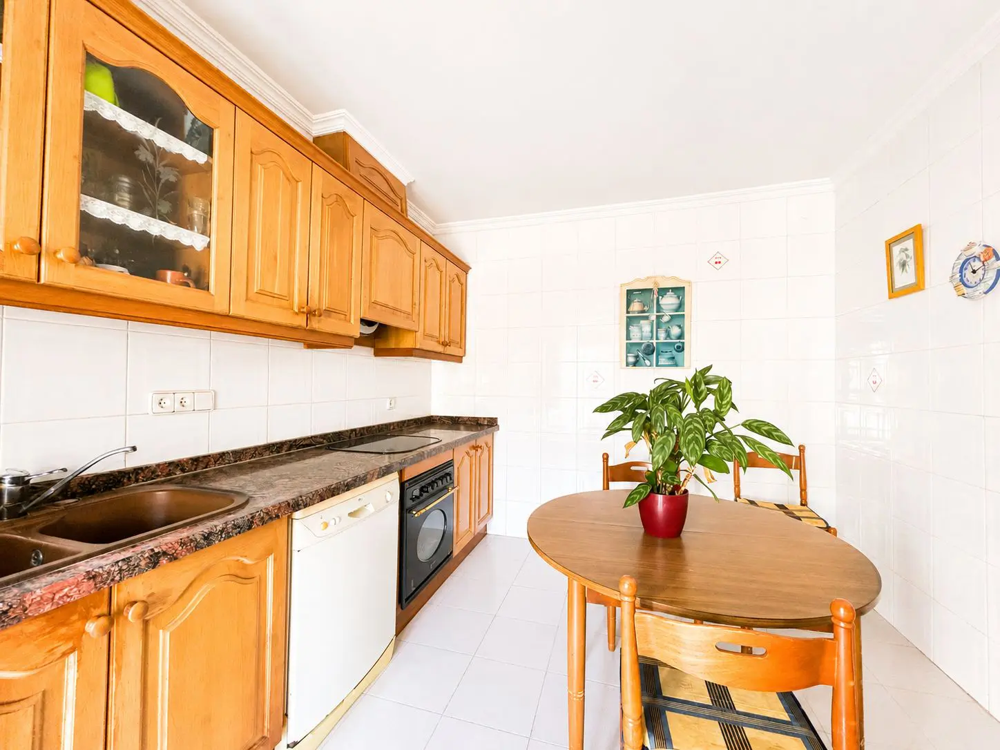 Town House Of 205 M² In Teulada, Spain