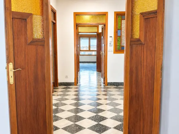 5-bedroom Apartment In Palma De Mallorca, Spain (240 M²)