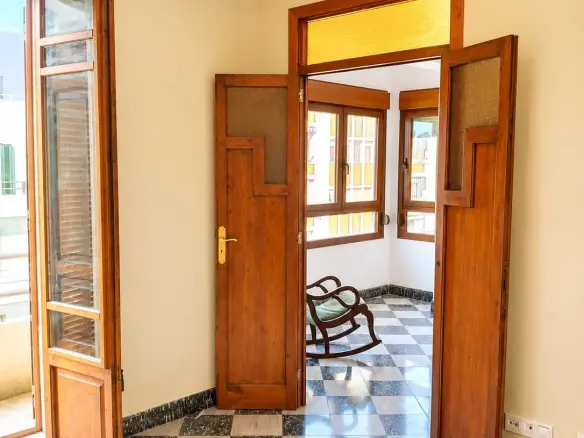 5-bedroom Apartment In Palma De Mallorca, Spain (240 M²)