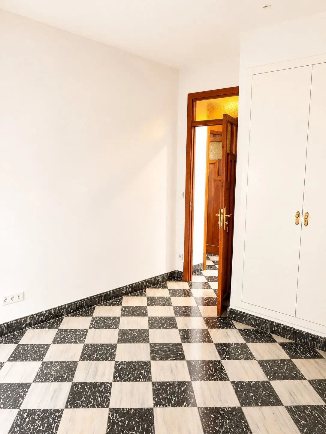 Apartment Of 240 M² In Palma De Mallorca, Spain
