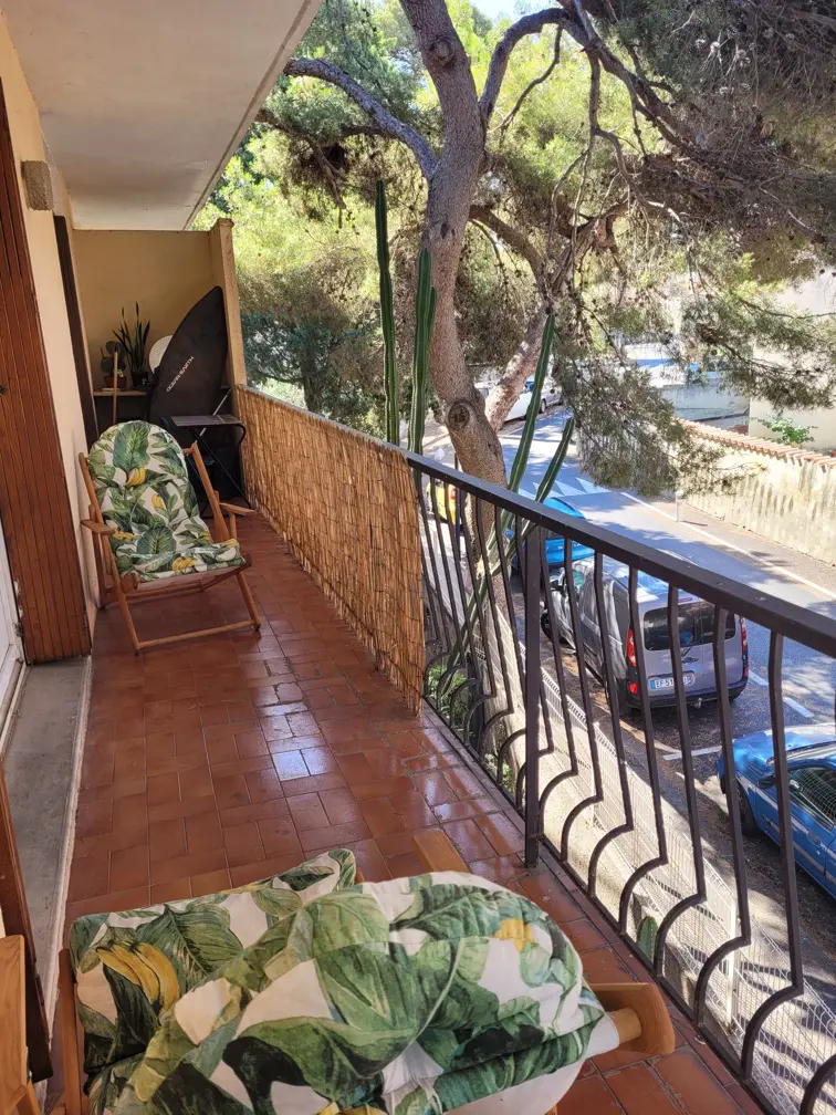 Apartment Of 85 M² In Sete, France