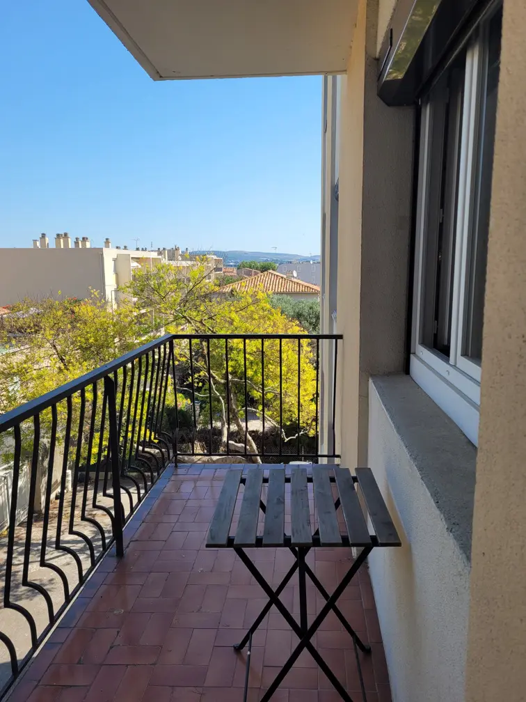 Apartment Of 85 M² In Sete, France