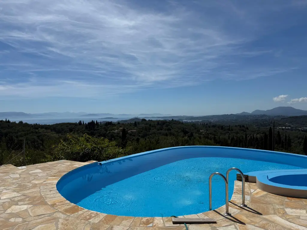 Villa Of 300 M² In Corfu