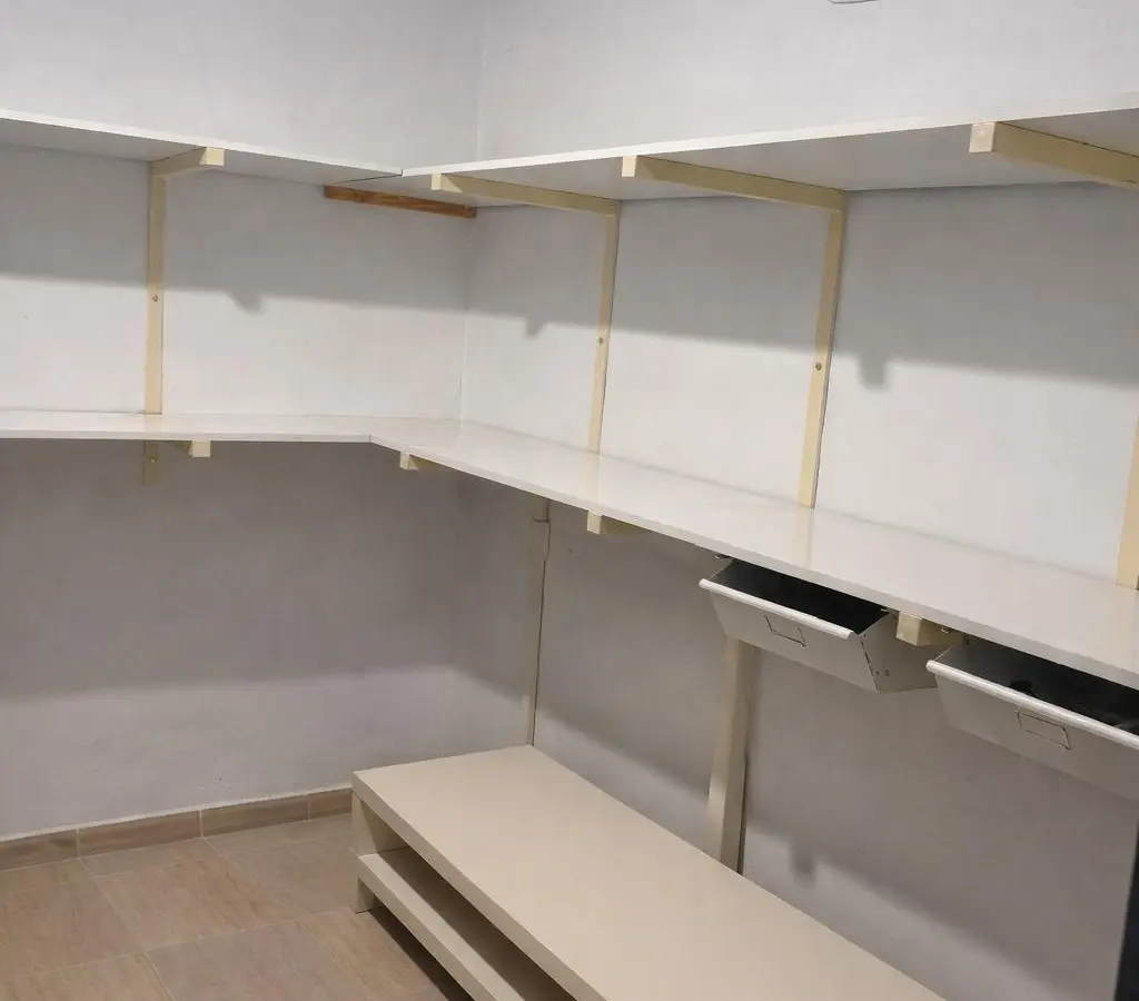Storeroom In Benidorm, Spain (8 M²)
