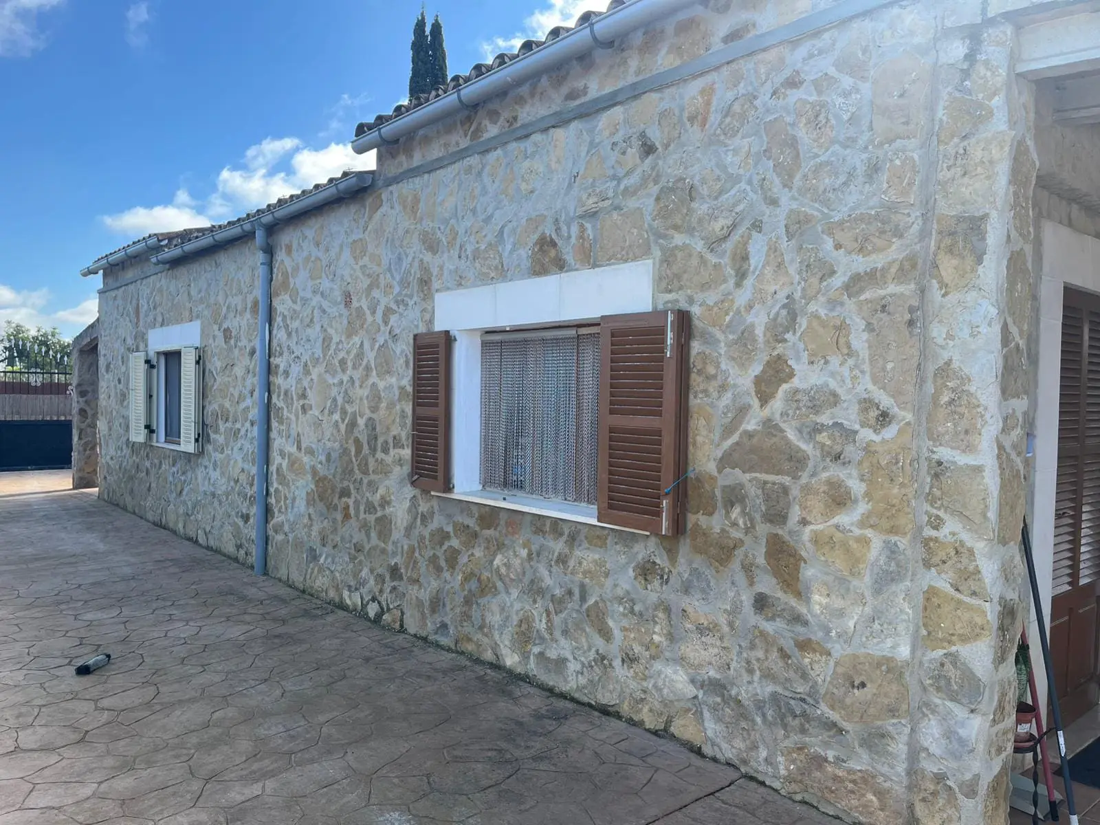 Farm Of 233 M² In Consell