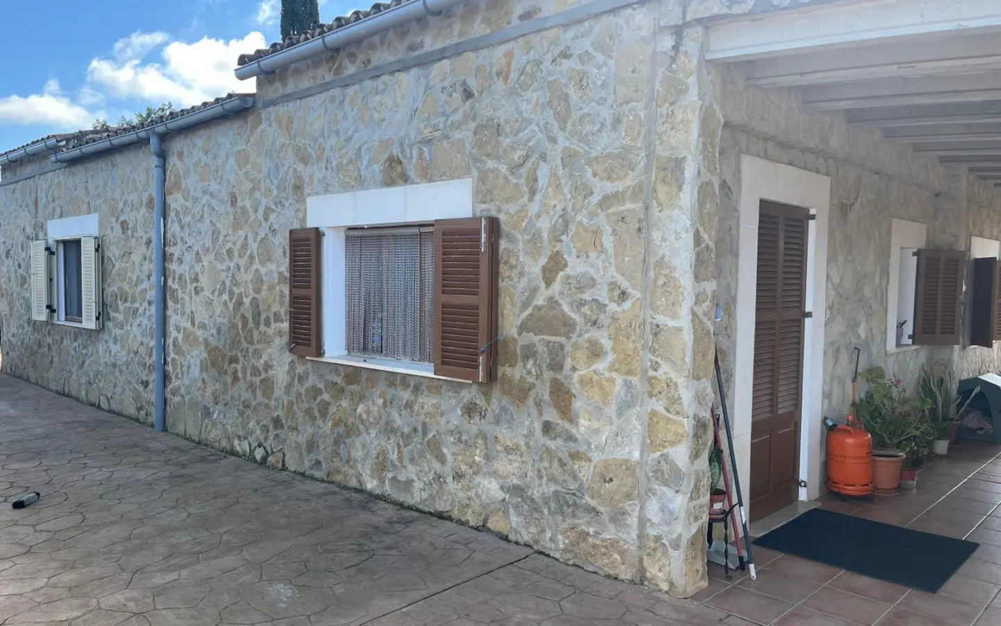 3-bedroom Finca In Consell, Spain (233 M²)