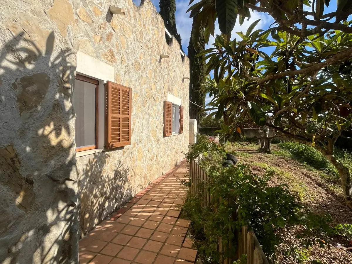 3-bedroom Finca In Consell, Spain (233 M²)