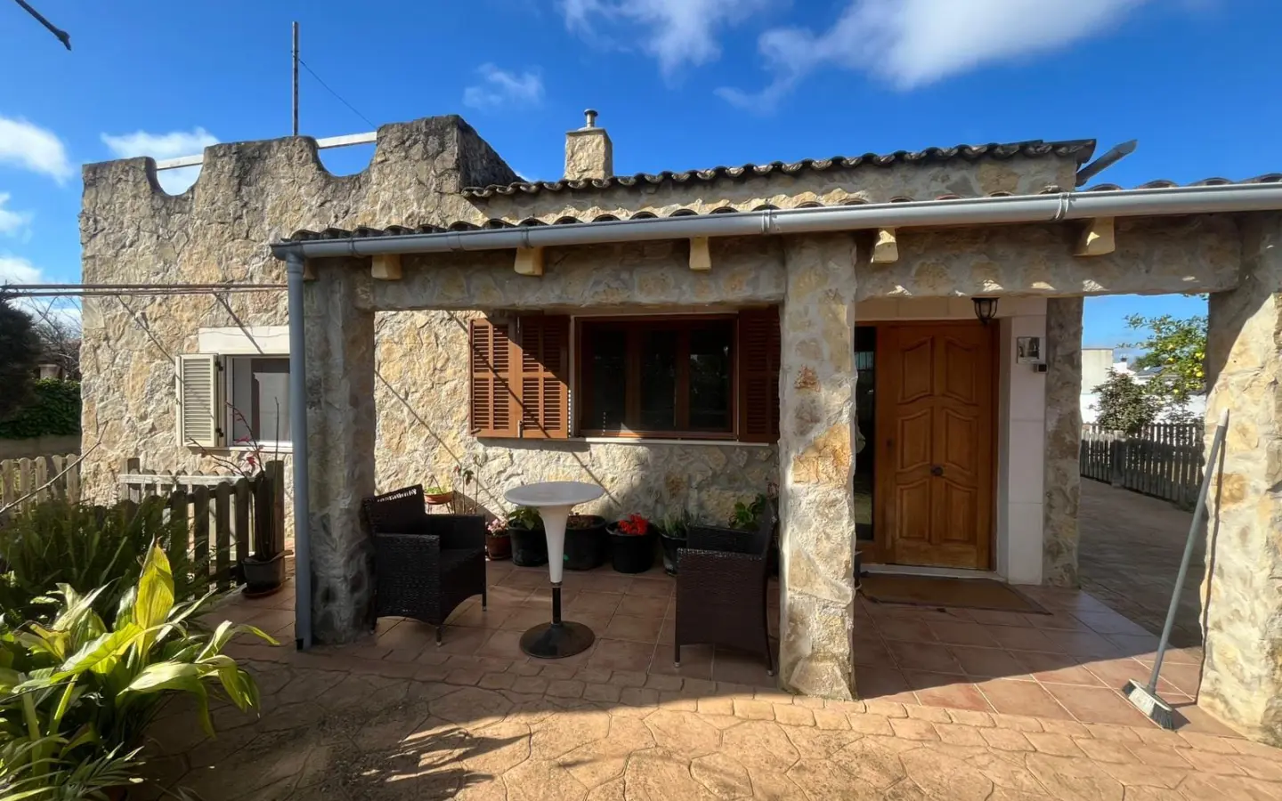 3-bedroom Finca In Consell, Spain (233 M²)