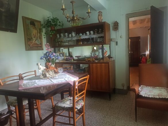Townhouse Of 110 M² In Tuscany