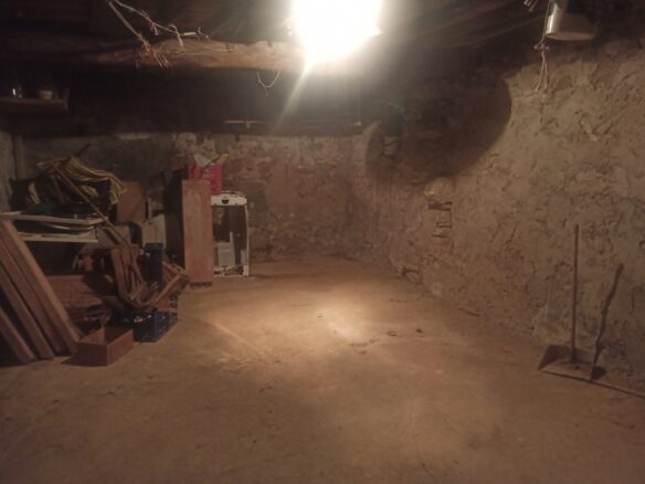 Townhouse Of 110 M² In Tuscany