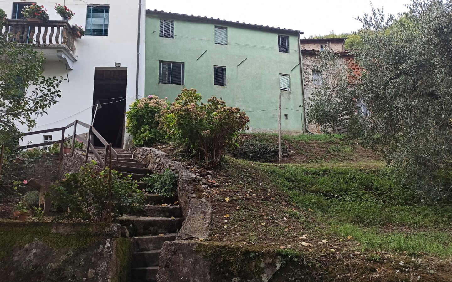 Townhouse Of 110 M² In Tuscany