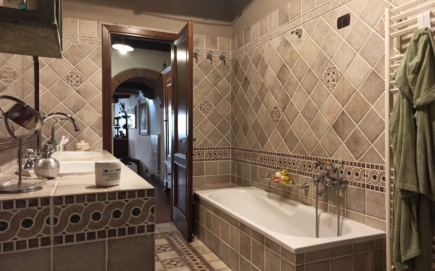 Terraced House 4 Bedrooms Ready-to-move- In Tuscany