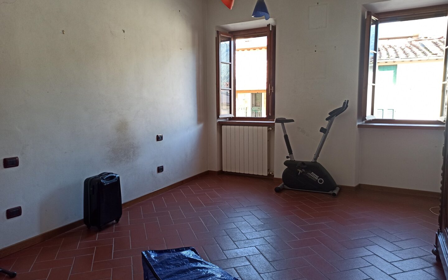 Terraced House 4 Bedrooms Ready-to-move- In Tuscany