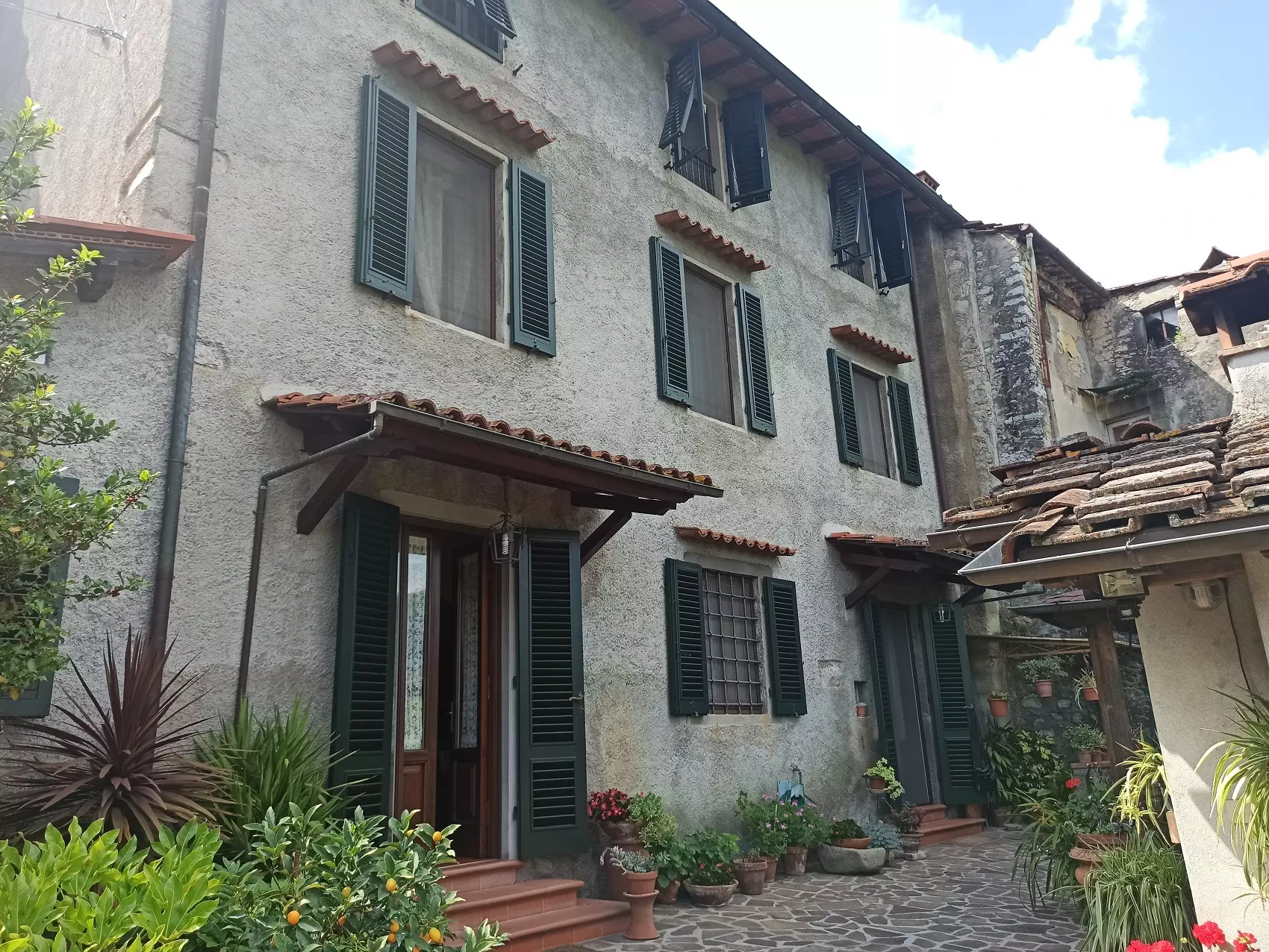 Detached House Of 100 M² With Pool In Tuscany