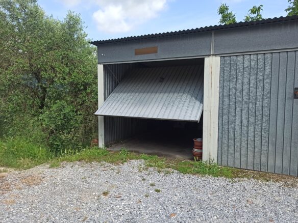 Detached House Of 100 M² In Tuscany