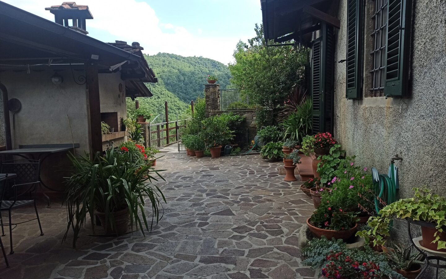 Detached House Of 100 M² In Tuscany