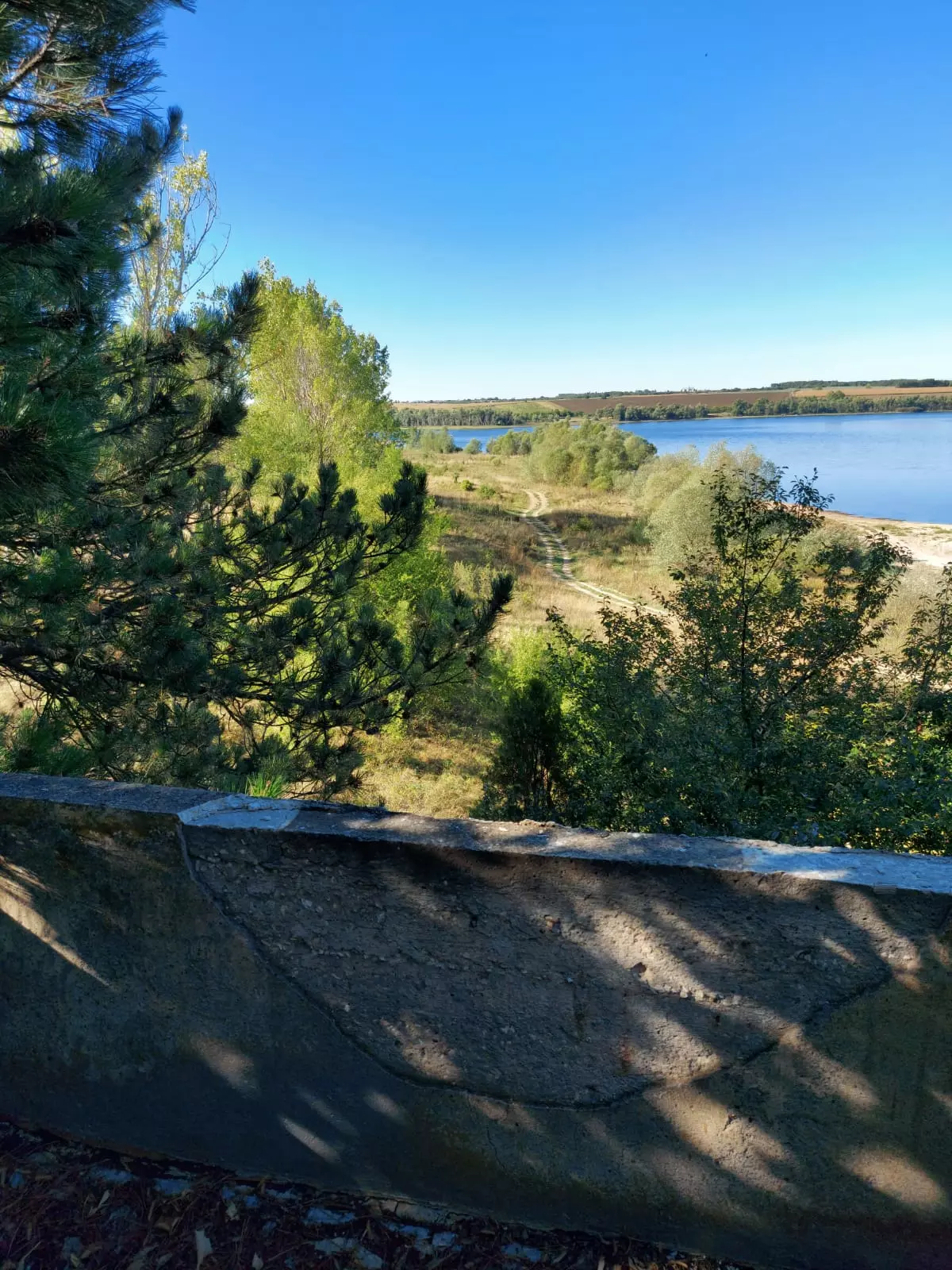 Investment Property With Lakefront Location In Belom Lomi Dam