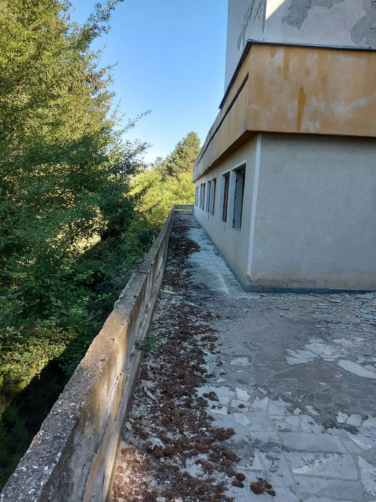 Investment Property With Lakefront Location In Belom Lomi Dam