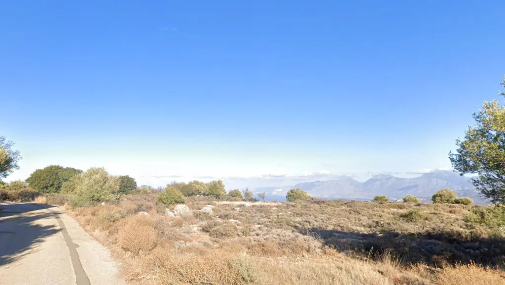Land Of 6086 M² In Crete