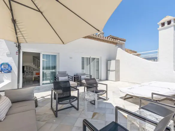 3-bedroom Property In Nueva Andalucía, Spain (147 M²)