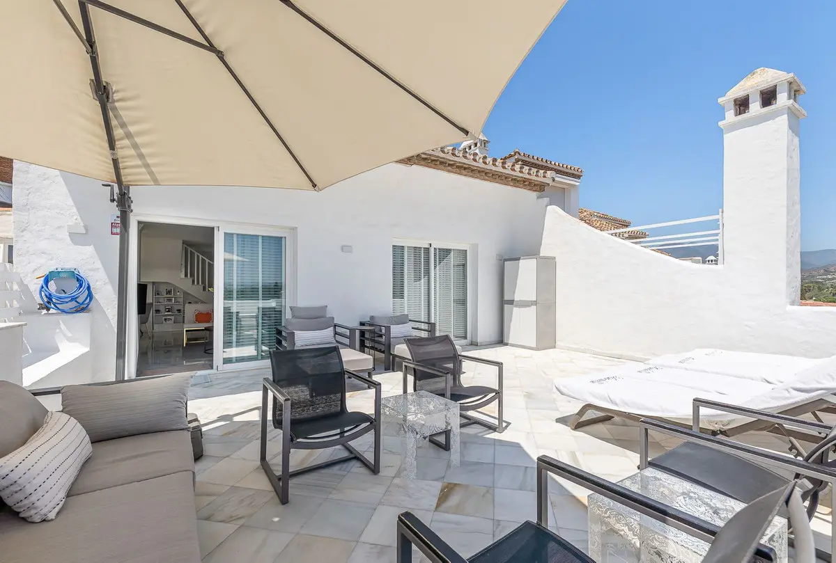 3-bedroom Property In Nueva Andalucía, Spain (147 M²)