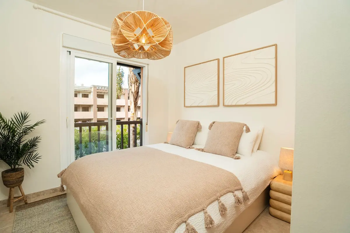 2-bedroom Property In Casares, Spain (122 M²)