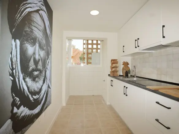 2-bedroom Property In Casares, Spain (122 M²)