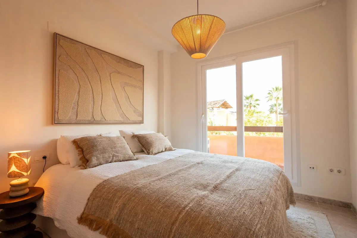 2-bedroom Property In Casares, Spain (122 M²)