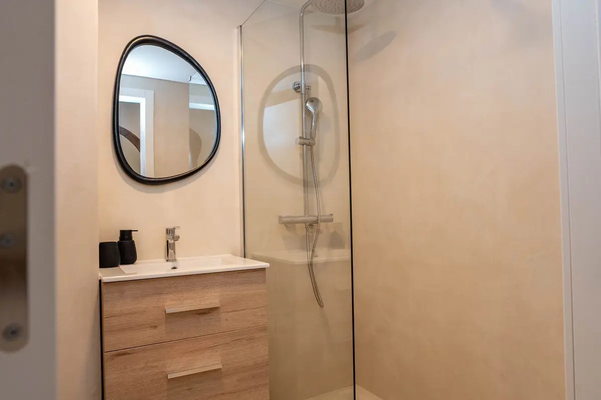 2-bedroom Property In Casares, Spain (122 M²)