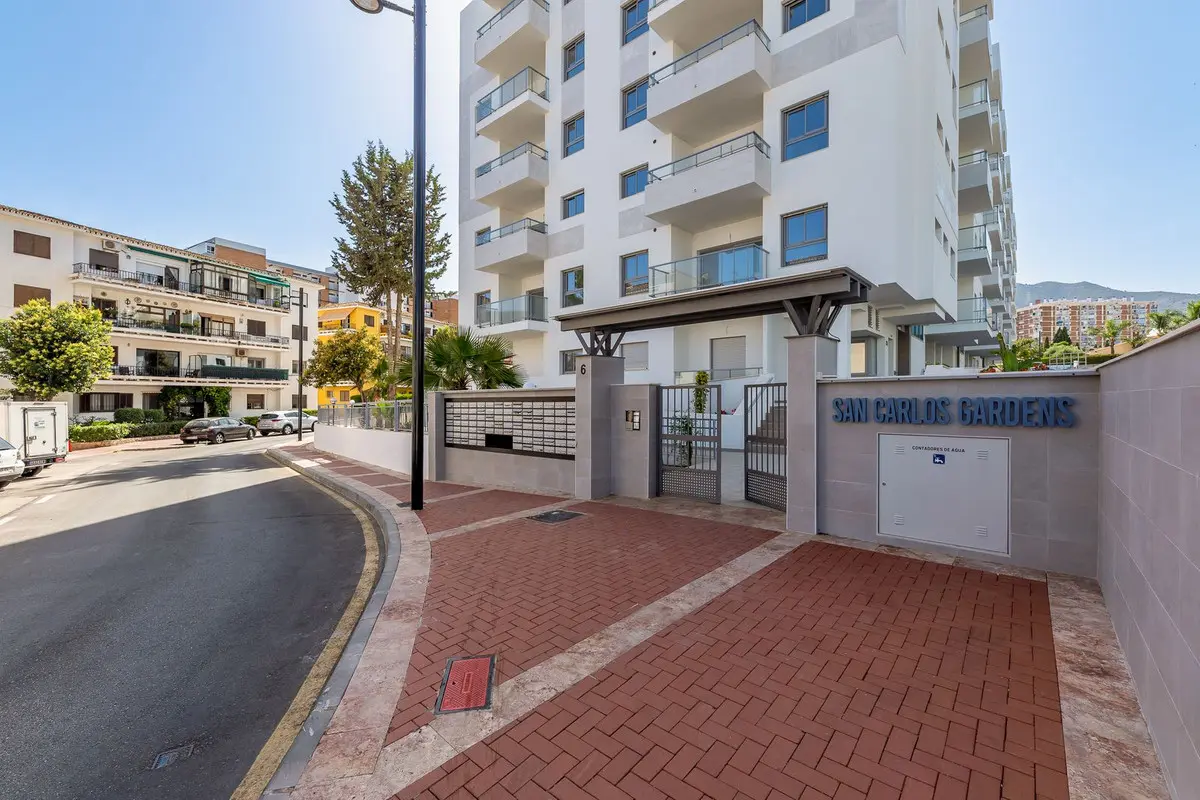 Three-bedroom Apartment In Benalmadena, Málaga, Spain