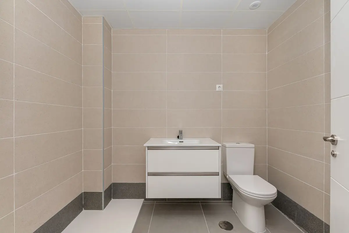 Three-bedroom Apartment In Benalmadena, Málaga, Spain