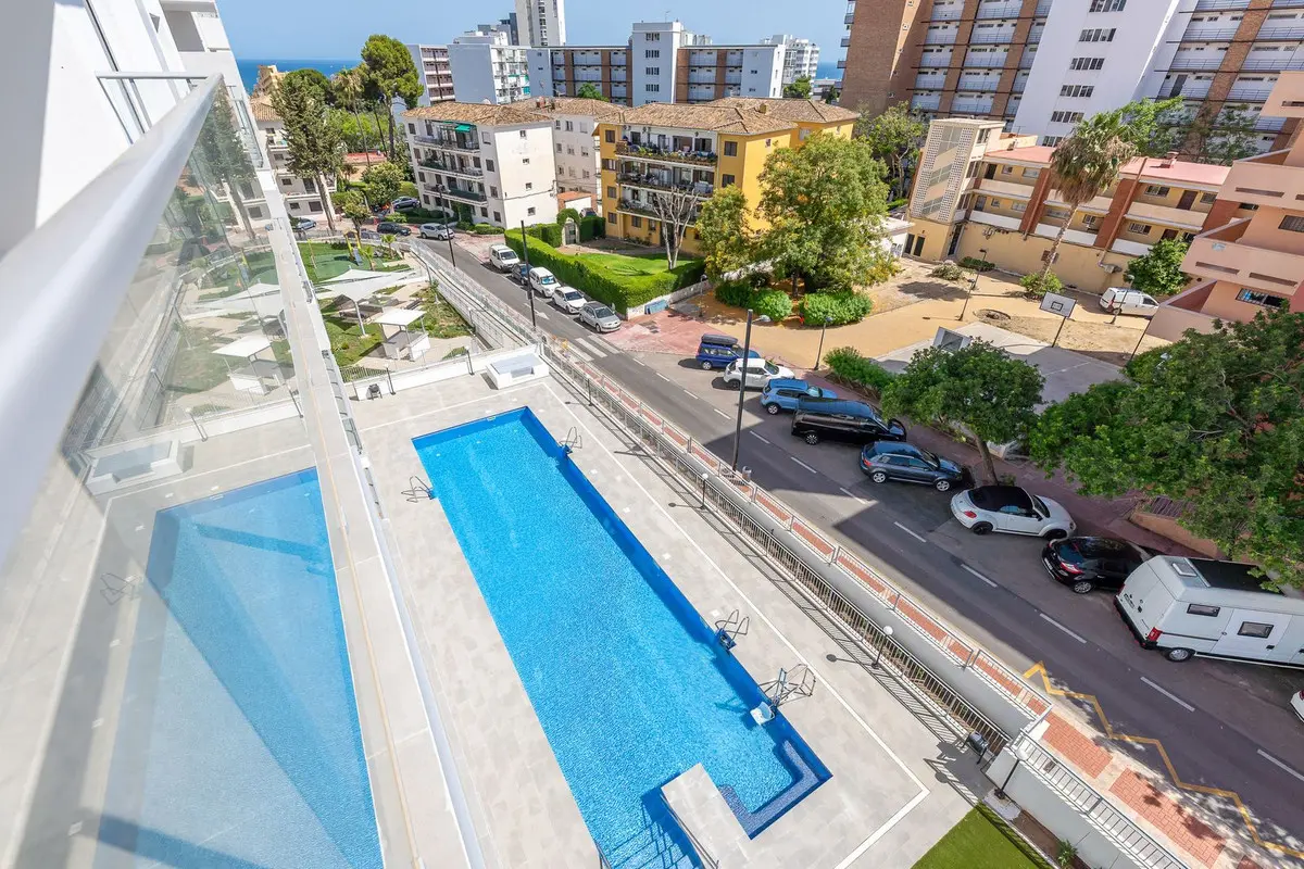 Three-bedroom Apartment In Benalmadena, Málaga, Spain