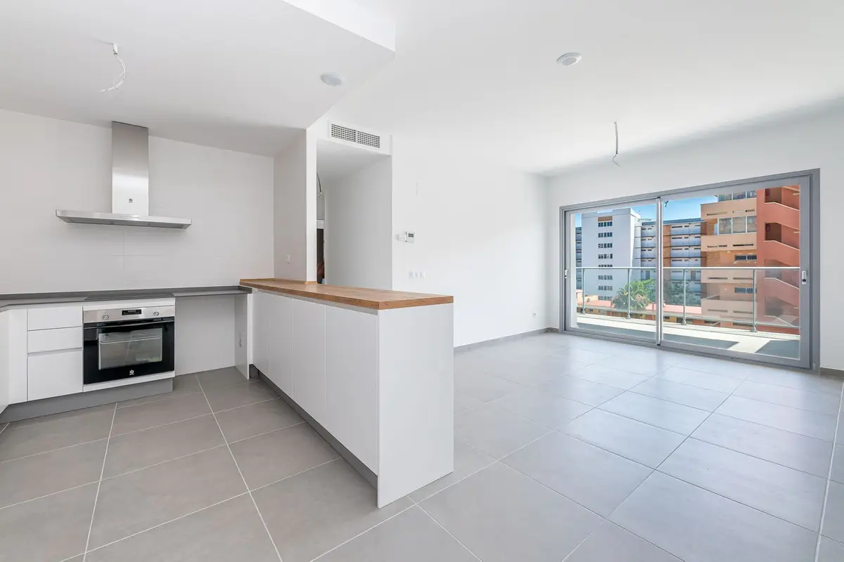 Three-bedroom Apartment In Benalmadena, Málaga, Spain