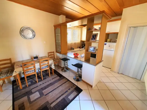 2-bedroom Flat In Geropotamos, Greece (111 M²)
