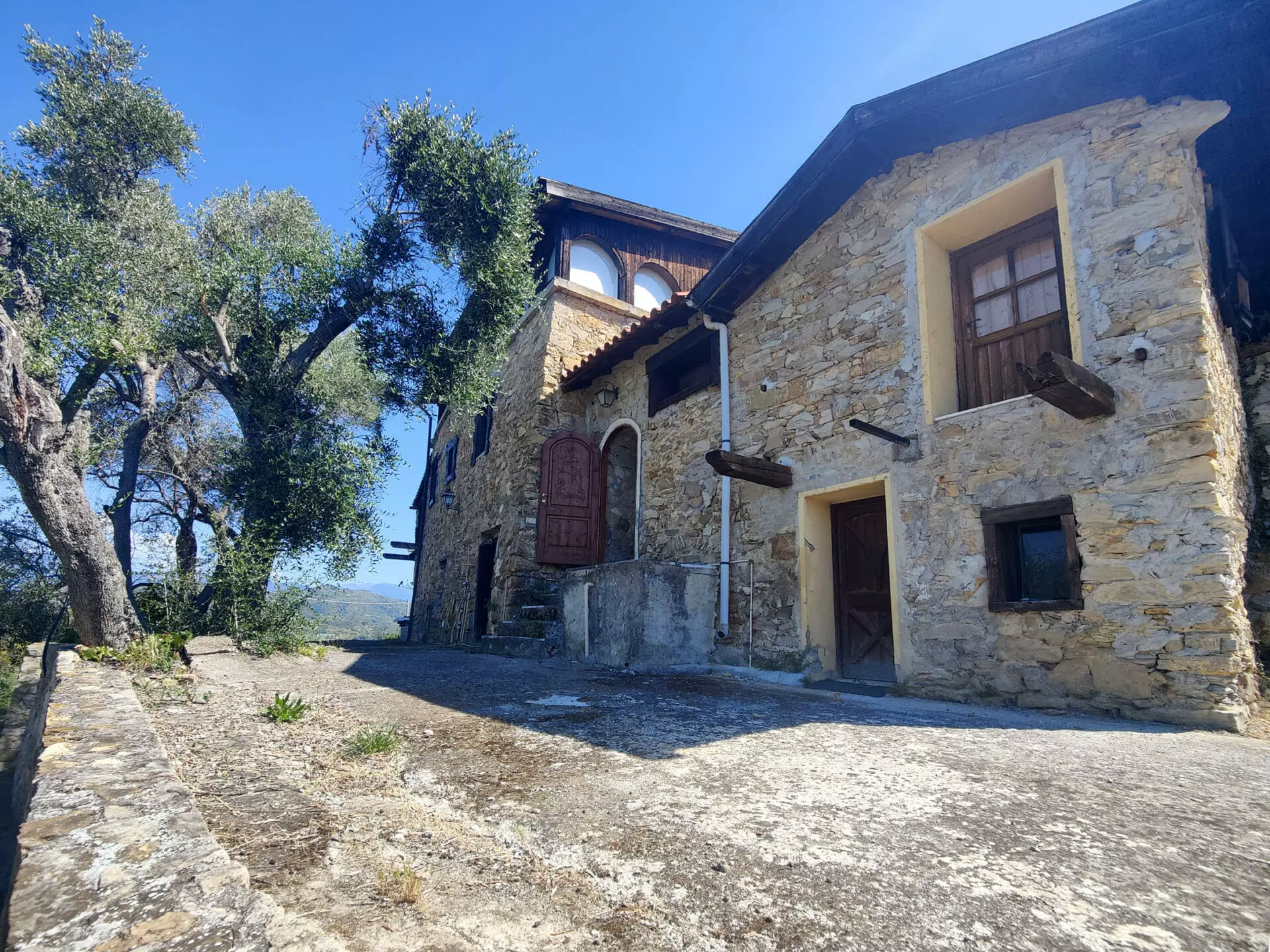 Ex30 Un Rifugio Esclusivo Nel Cuore Pulsante Dell’entroterra Ligure. Rustico Storico Di Raro Fascino Con Vista Mare