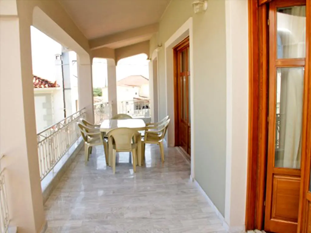 Flat Of 152 M² In Eastern Peloponnese