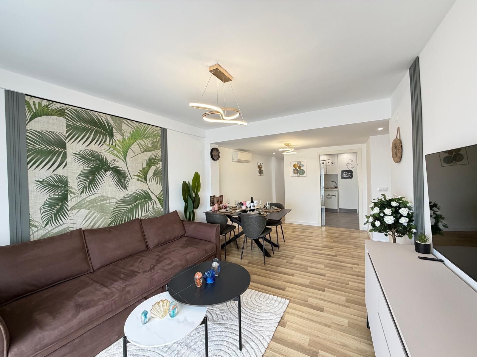 Apartment Of 98 M² In Torrevieja, Spain