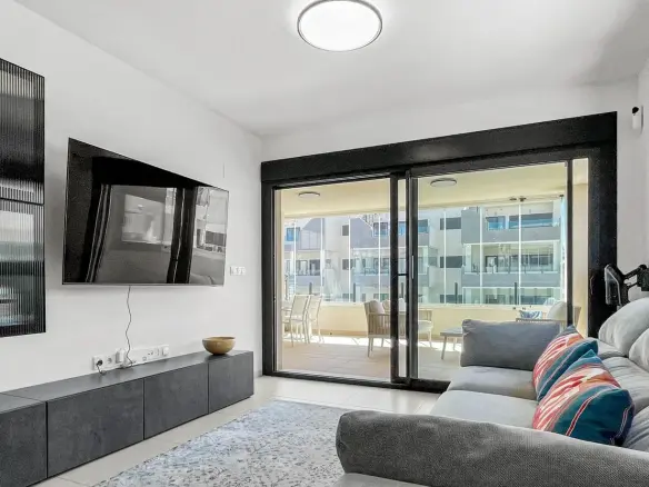 Apartment Of 107 M² In Orihuela Costa, Spain