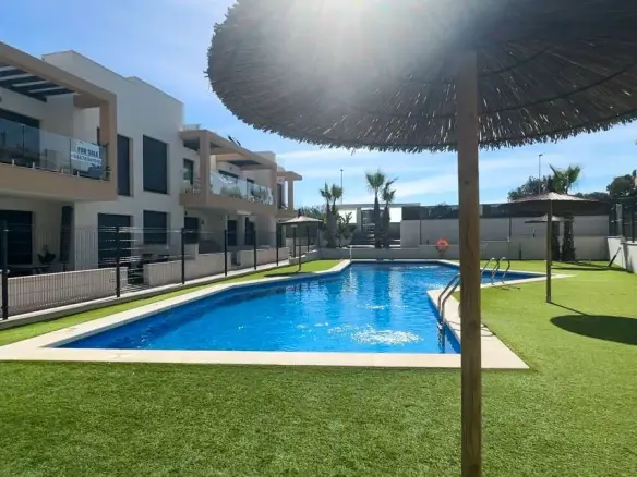 Apartment Of 80 M² In Orihuela Costa, Spain
