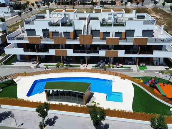 Apartment Of 75 M² In Pilar De La Horadada, Spain