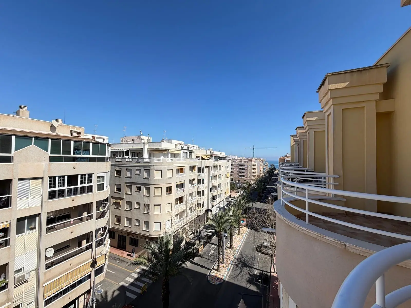Penthouse Of 72 M² With Sea Views In Torrevieja