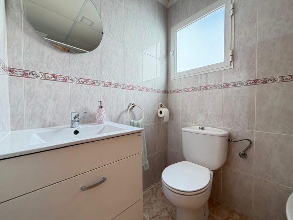 2-bedroom Penthouse In Torrevieja, Spain (72 M²)