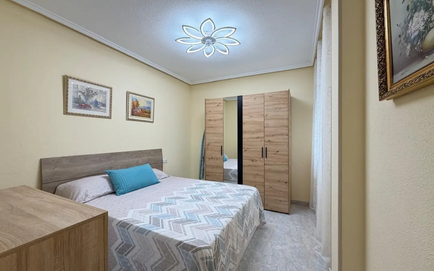 3-bedroom Apartment In Torrevieja, Spain (107 M²)