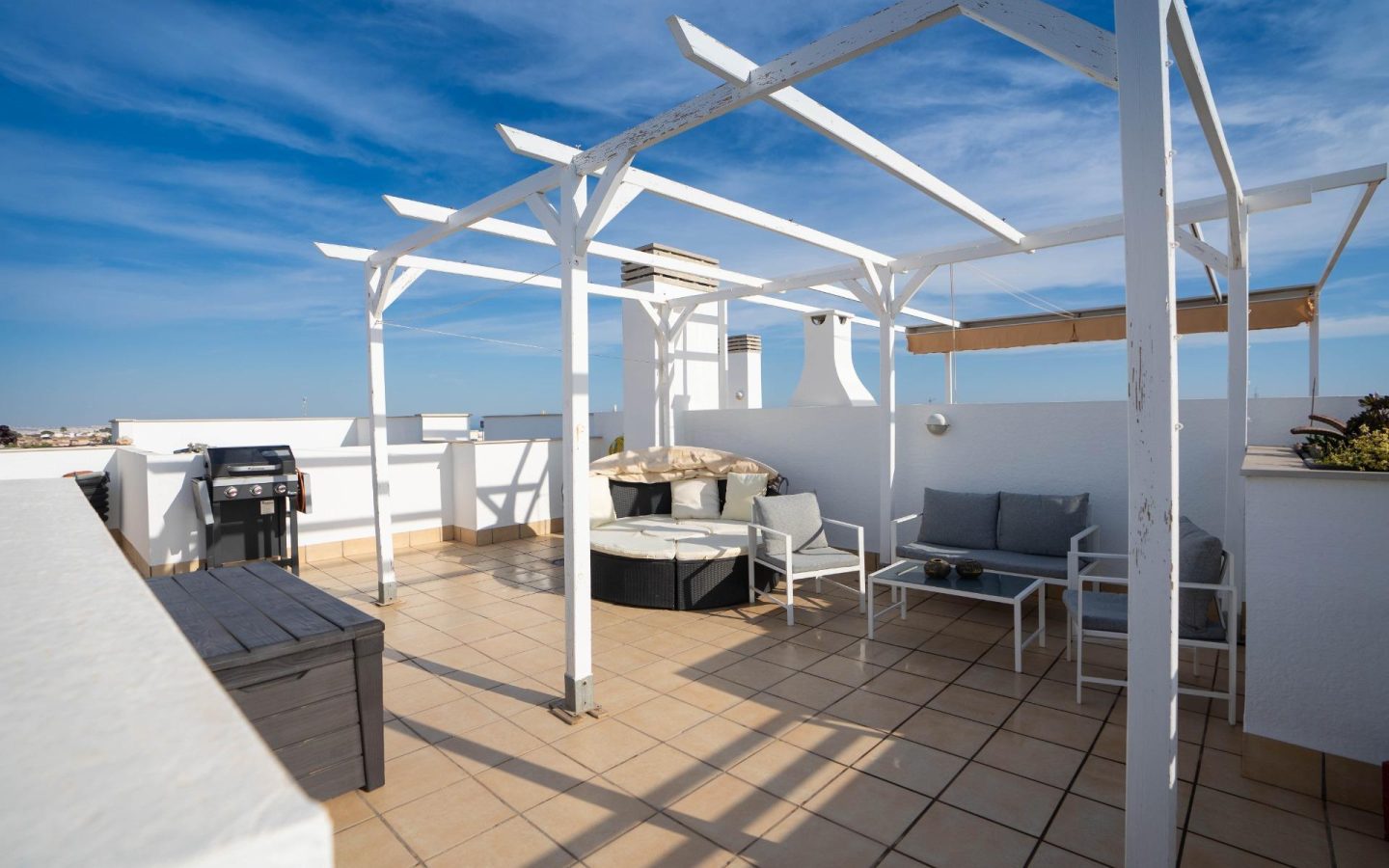 2-bedroom Apartment In Orihuela Costa, Spain (66 M²)