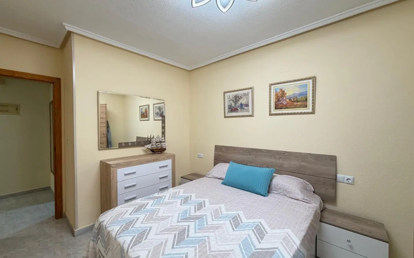 3-bedroom Apartment In Torrevieja, Spain (107 M²)