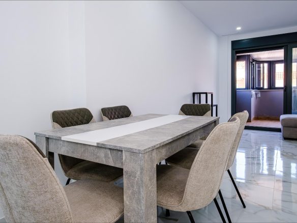 4-bedroom Apartment In Torrevieja, Spain (153 M²)