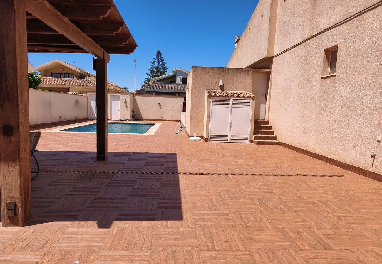 4-bedroom Villa In San Javier, Spain (170 M²)