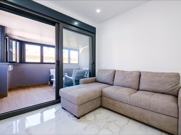 4-bedroom Apartment In Torrevieja, Spain (153 M²)